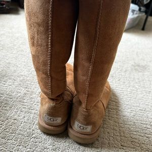 Ugg Women’s Classic Tall Boot in Chestnut